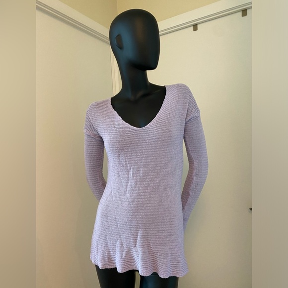 Lavendar Distressed sweater - Picture 2 of 5